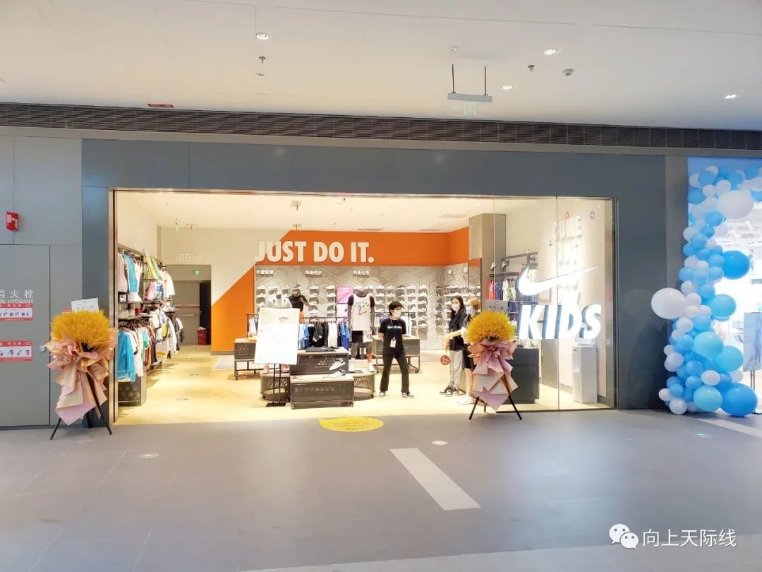 长沙宜家荟聚购物中心地址,荟聚购物中心长沙大屏