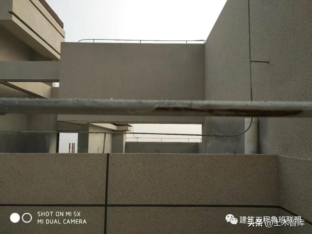 屋面暗敷避雷带做法,上人屋面避雷带暗敷最新规范图集