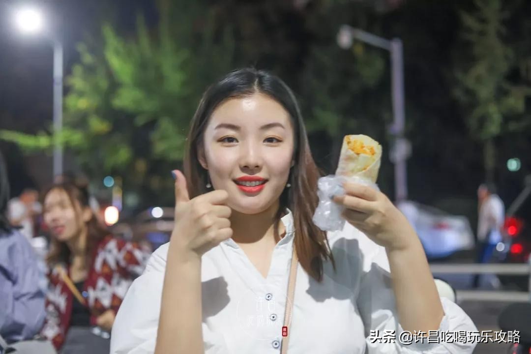 许昌学院南门好停车吗,许昌学院南门附近美食