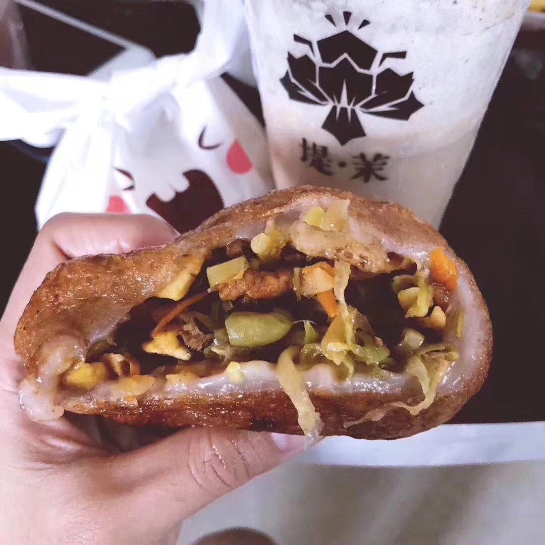 炸枣豆沙馅闽南做法,闽南咸炸枣制作过程