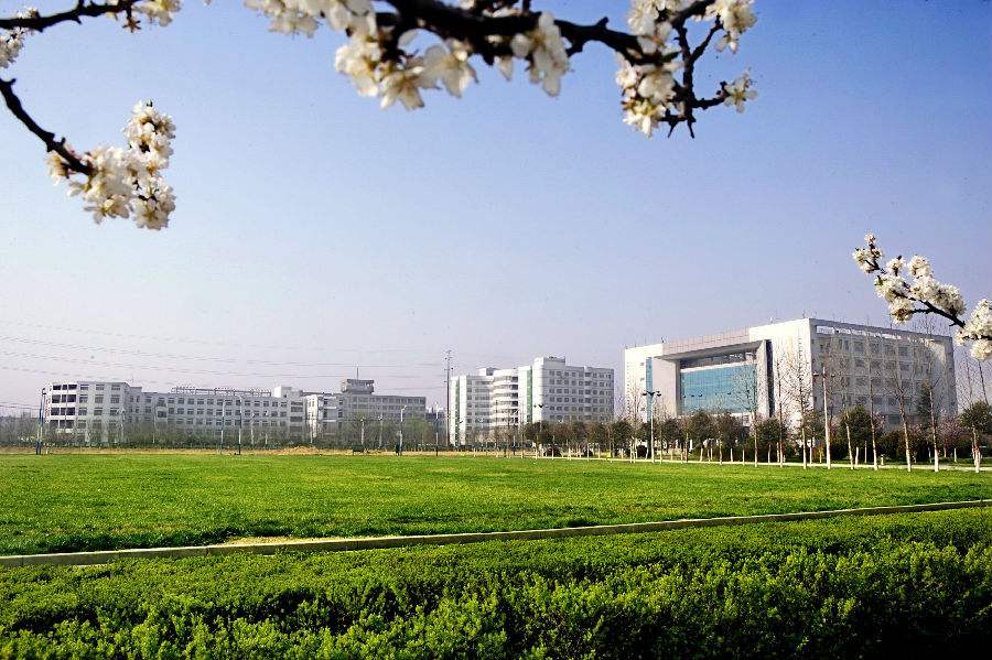 两所高校，临床医学、护理学都是国家特色！适合中低段考生报考