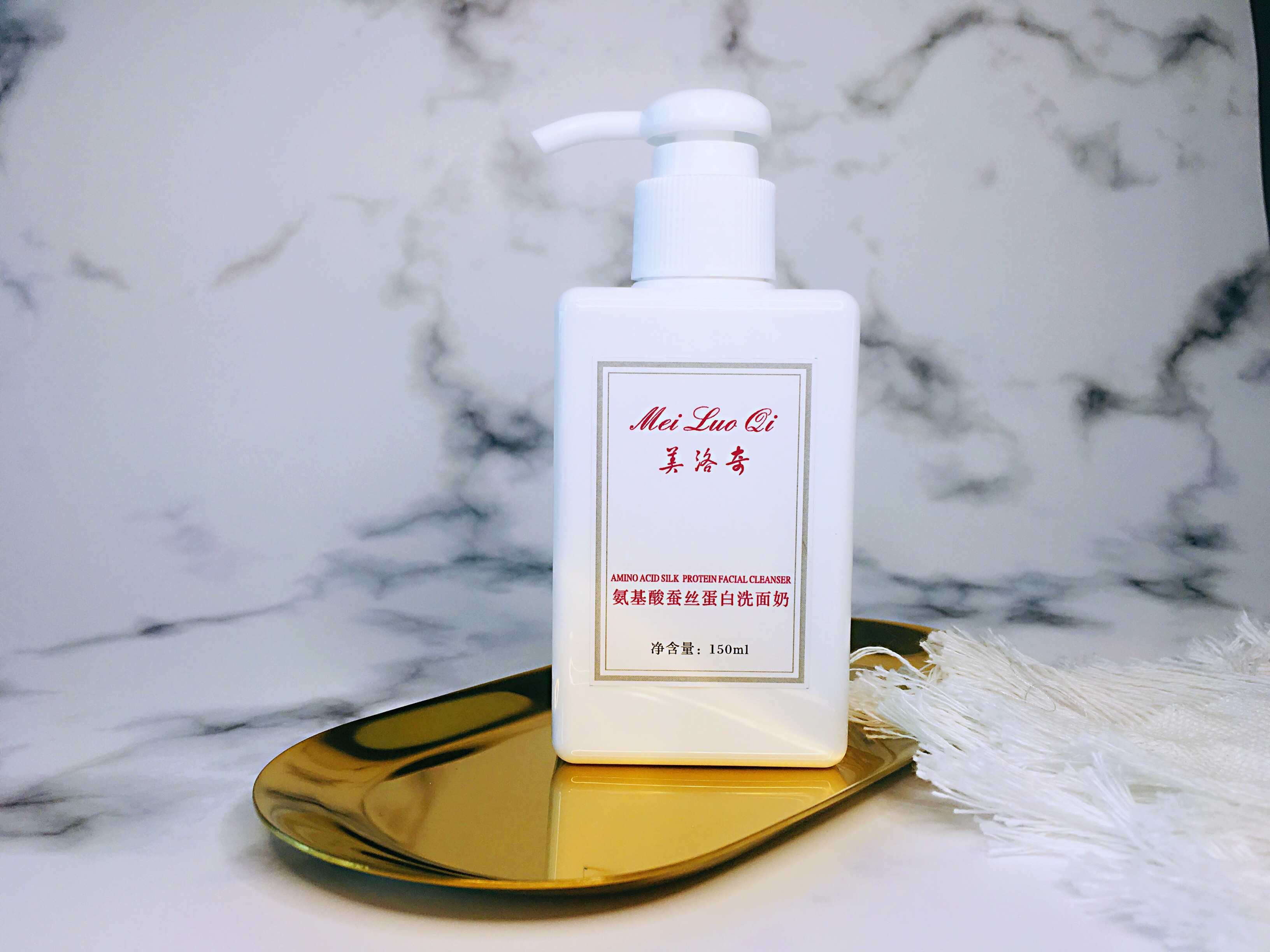 很多皮肤问题都是过度清洁,哪一款洗面奶深层清洁最好