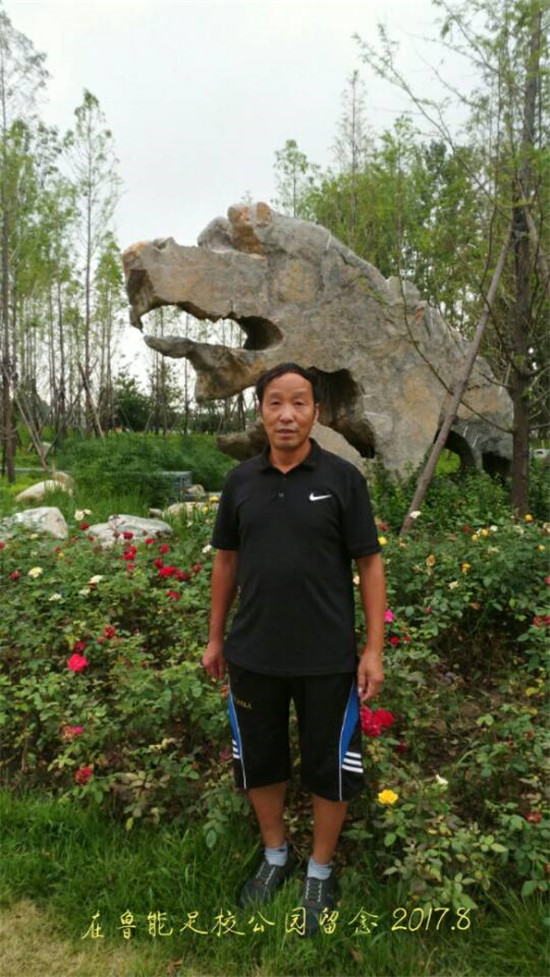 商河县孙集镇中心小学教师王恩灵:农村校园足球事业的坚守者