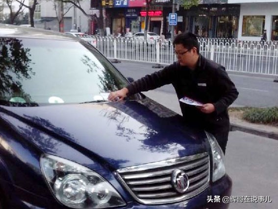 90后小伙子投资100w开洗车店,90后小伙开店负债20万