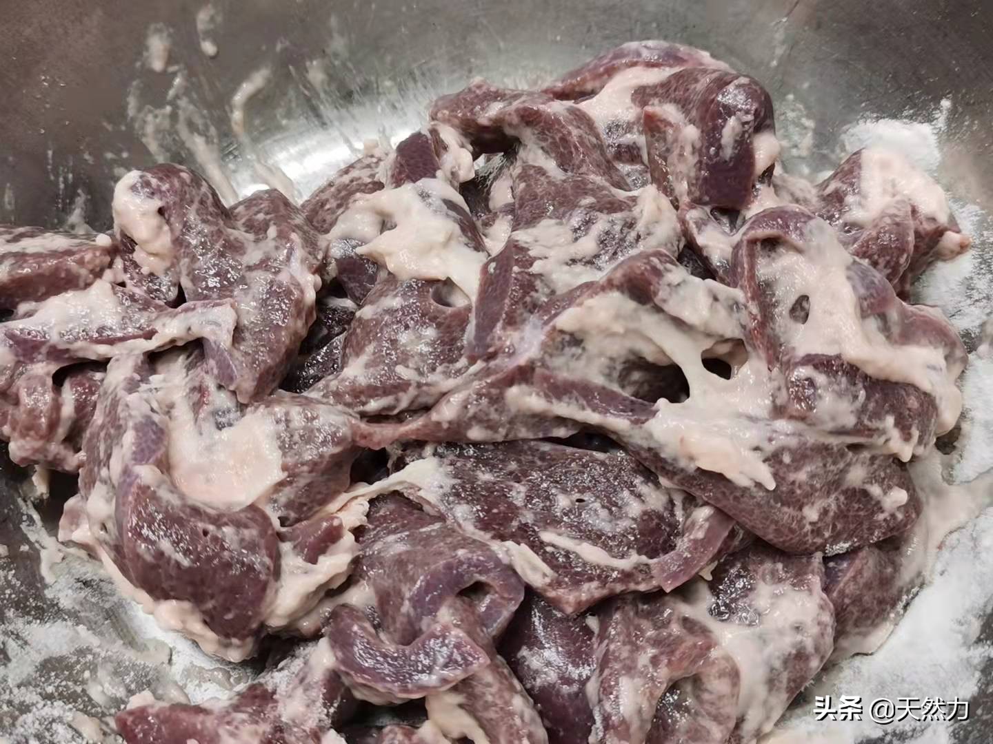 猪肝汤怎么做又嫩又不糊汤,猪肝汤要怎么做才脆爽