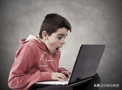 别急！孩子喜欢上网逛论坛，做到这四点，就能化不利为有益