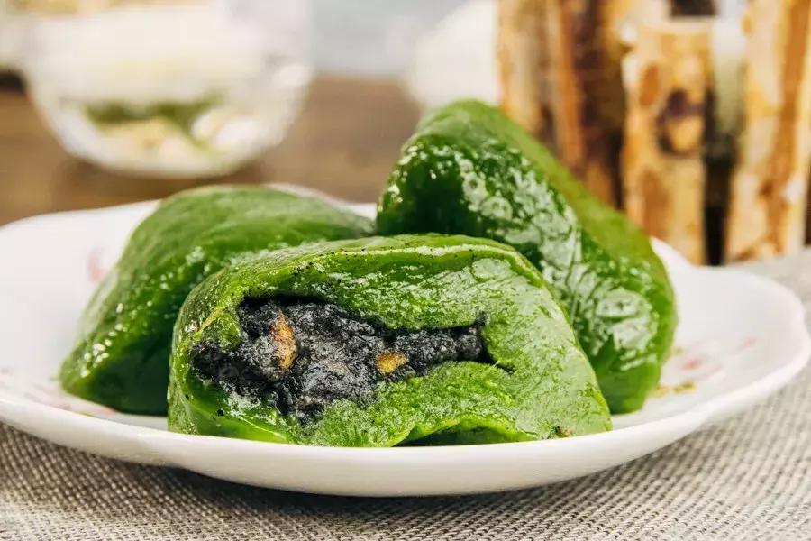 这两家朴实的青团,秒掉了市面上各种作妖对手...