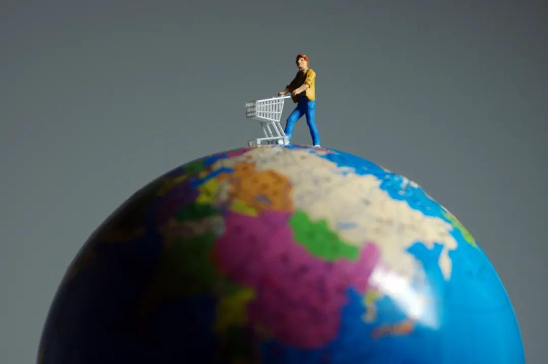 花350元买二手电脑,花350元买手办