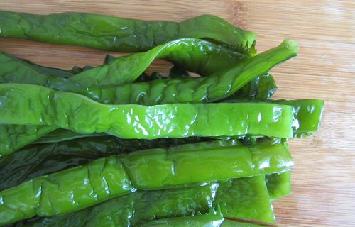 海带和裙带菜，该如何选择？营养师：碘元素含量相差十倍