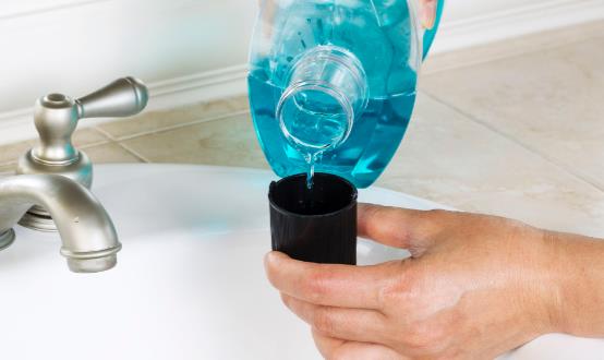 漱口水的正确使用方法及妙用,没想到漱口水还有这么多小妙用