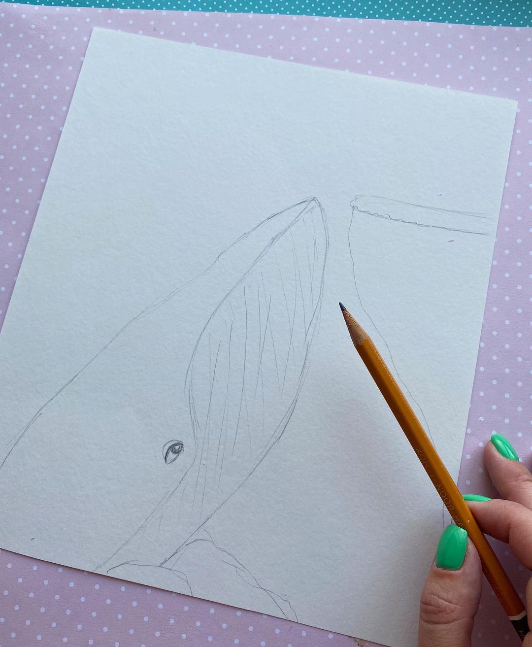 鲸鱼怎么画比较仙气水彩画,怎么用水彩画云朵上的鲸鱼