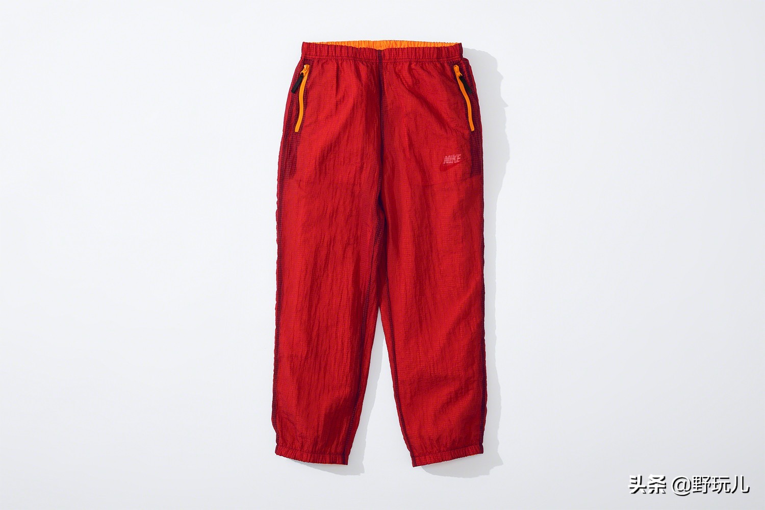 耐克supreme联名两面穿,nikexsupreme双面夹克