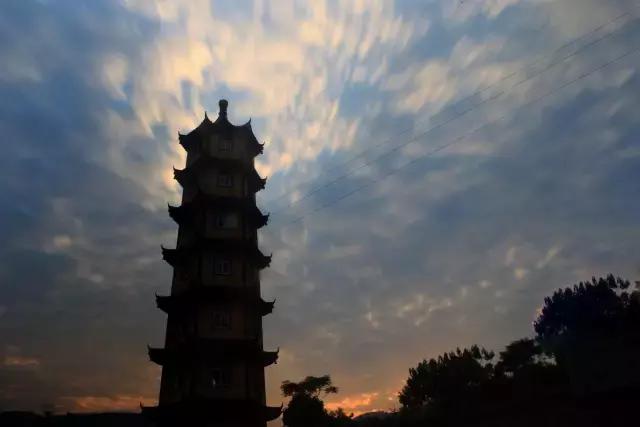 中国古佛塔图片,中国著名佛塔寺