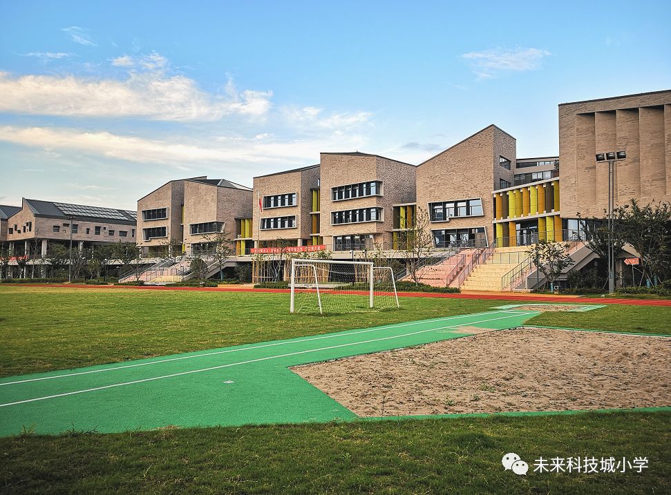 南京这家小区一周跳涨50万!中介却不推荐买……