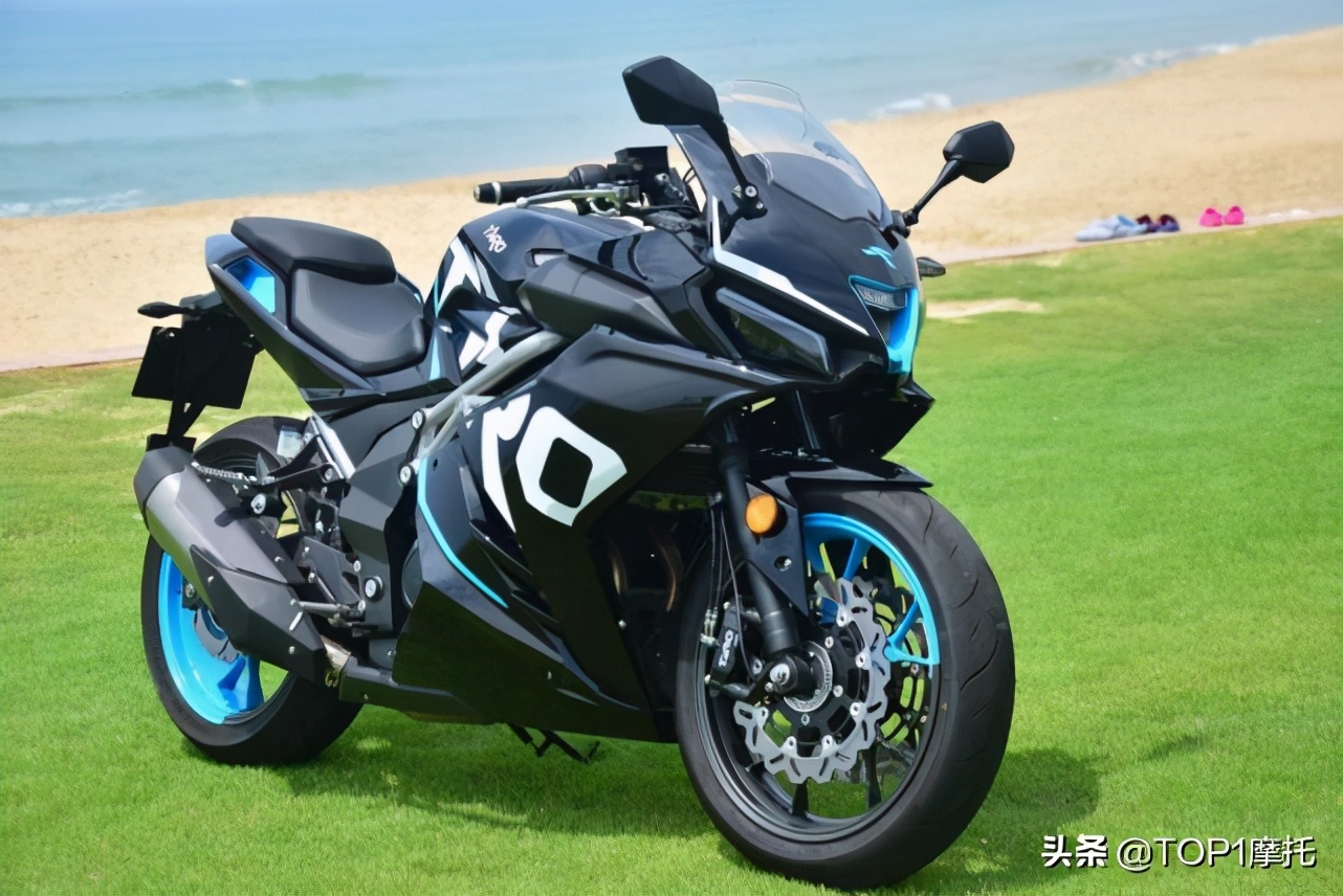 最贵250街车,最便宜的两门四座跑车20000以内