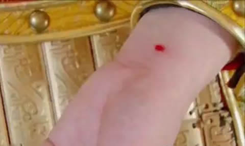 怎样判断一个女的是不是童子之身,如何检验一个女生是不是好看