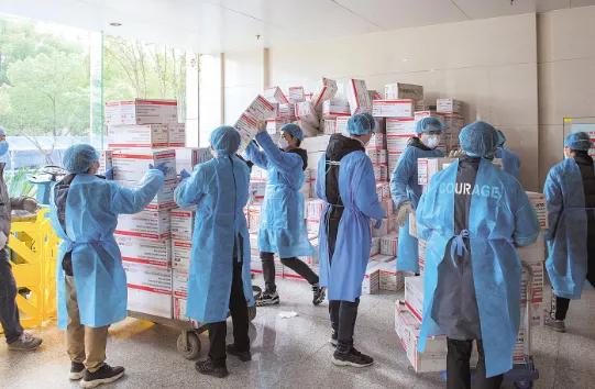 致敬我们的英雄,致敬我们的英雄前辈