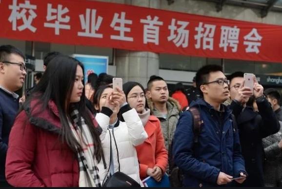 专科生选什么专业赚钱多轻松,专科选对专业出去工作年薪过万