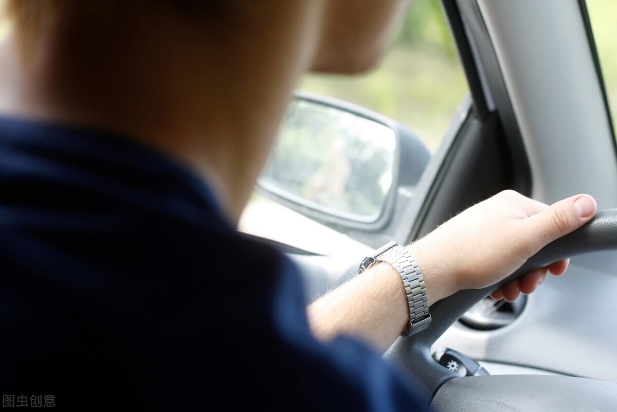 深圳对无证网约车和平台怎么处罚 (深圳无证网约车违规最新处罚标准)