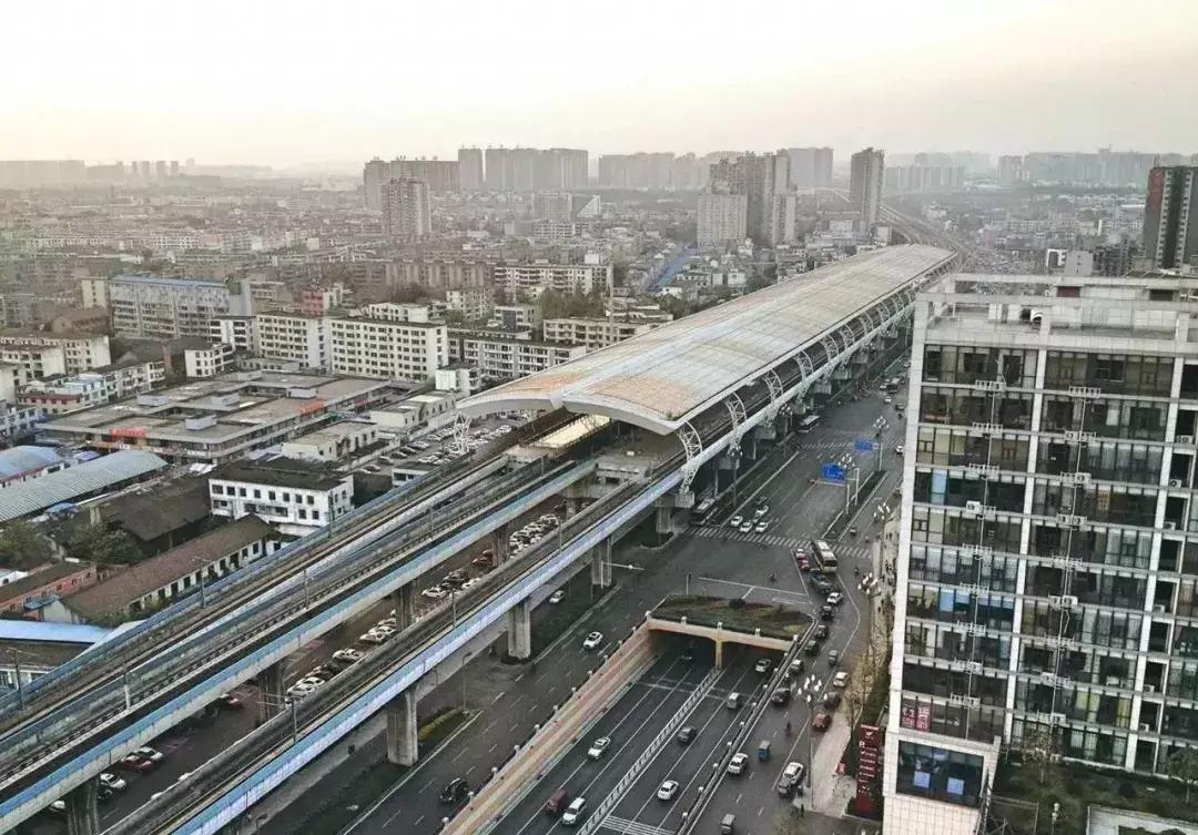 地铁直达的成都周边的好耍的地方,成都地铁能够到达好耍的地方