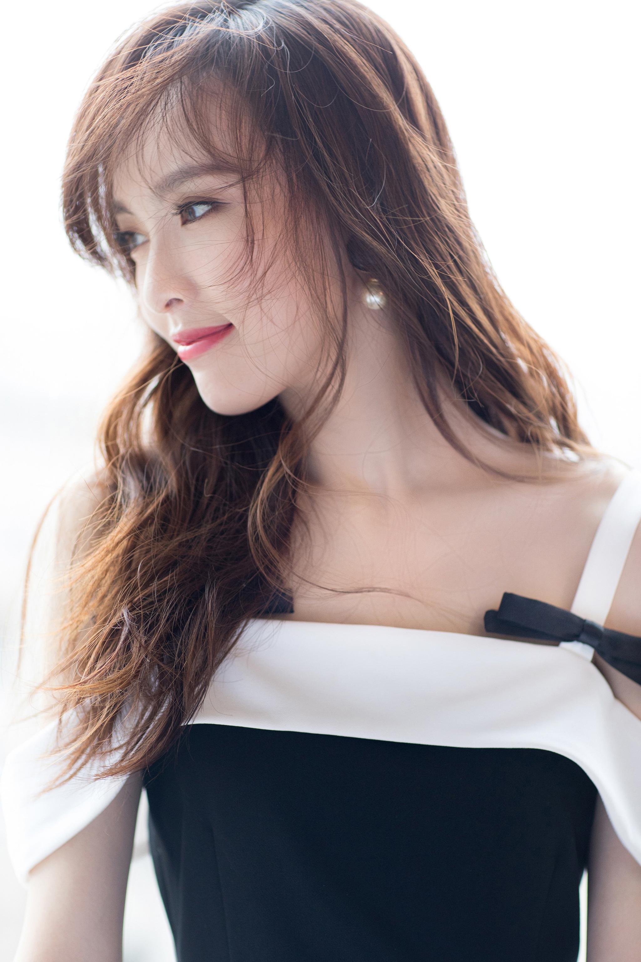 唐嫣瘦成纸片人,唐嫣亮相瘦成纸片人