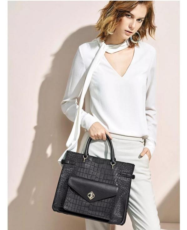 小ck包哪个款式比较出名,像小ck一样的小众包品牌