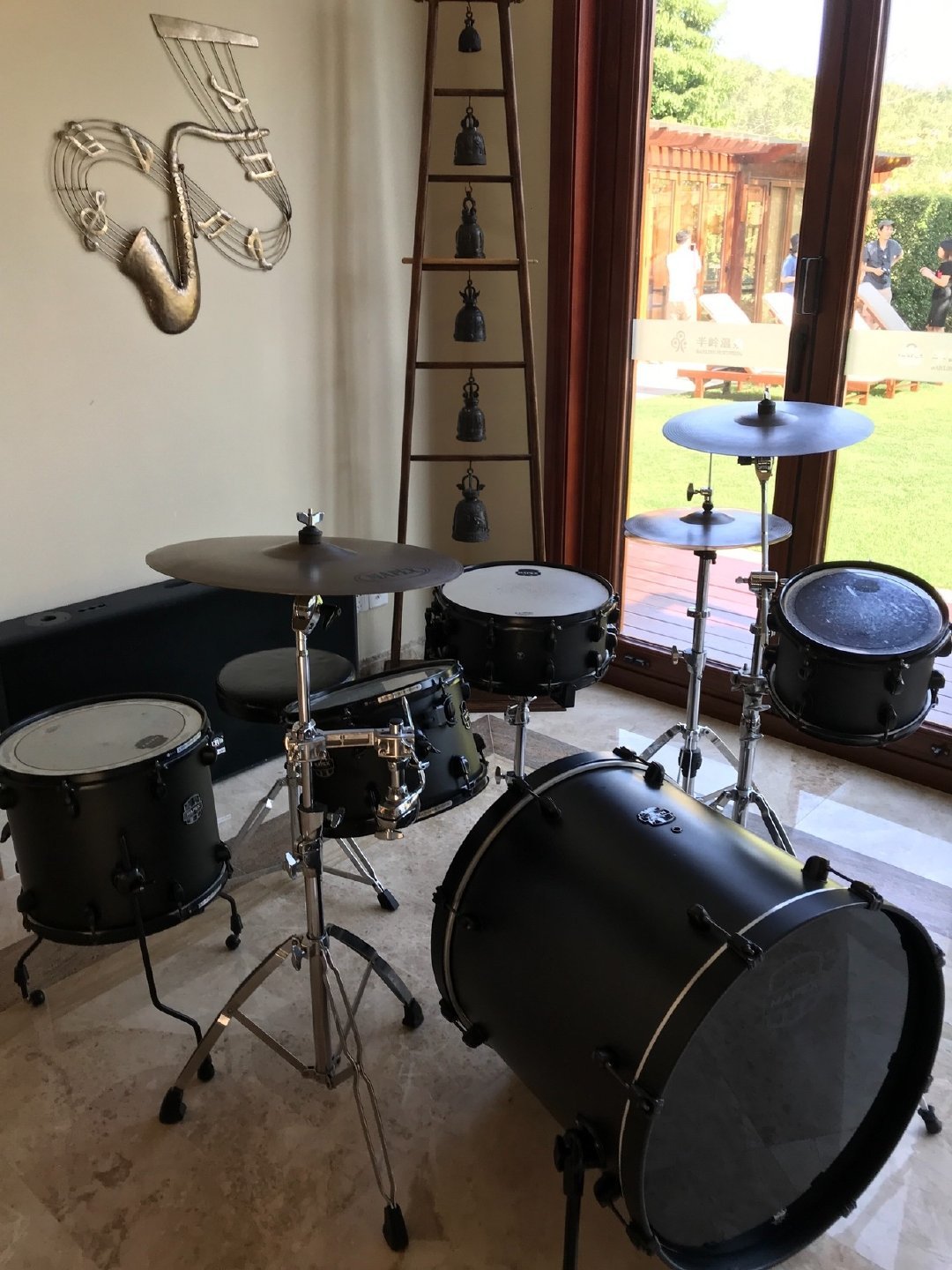 天寒地冻也有一缕阳光,寒冷的冬天寻找温暖的地方