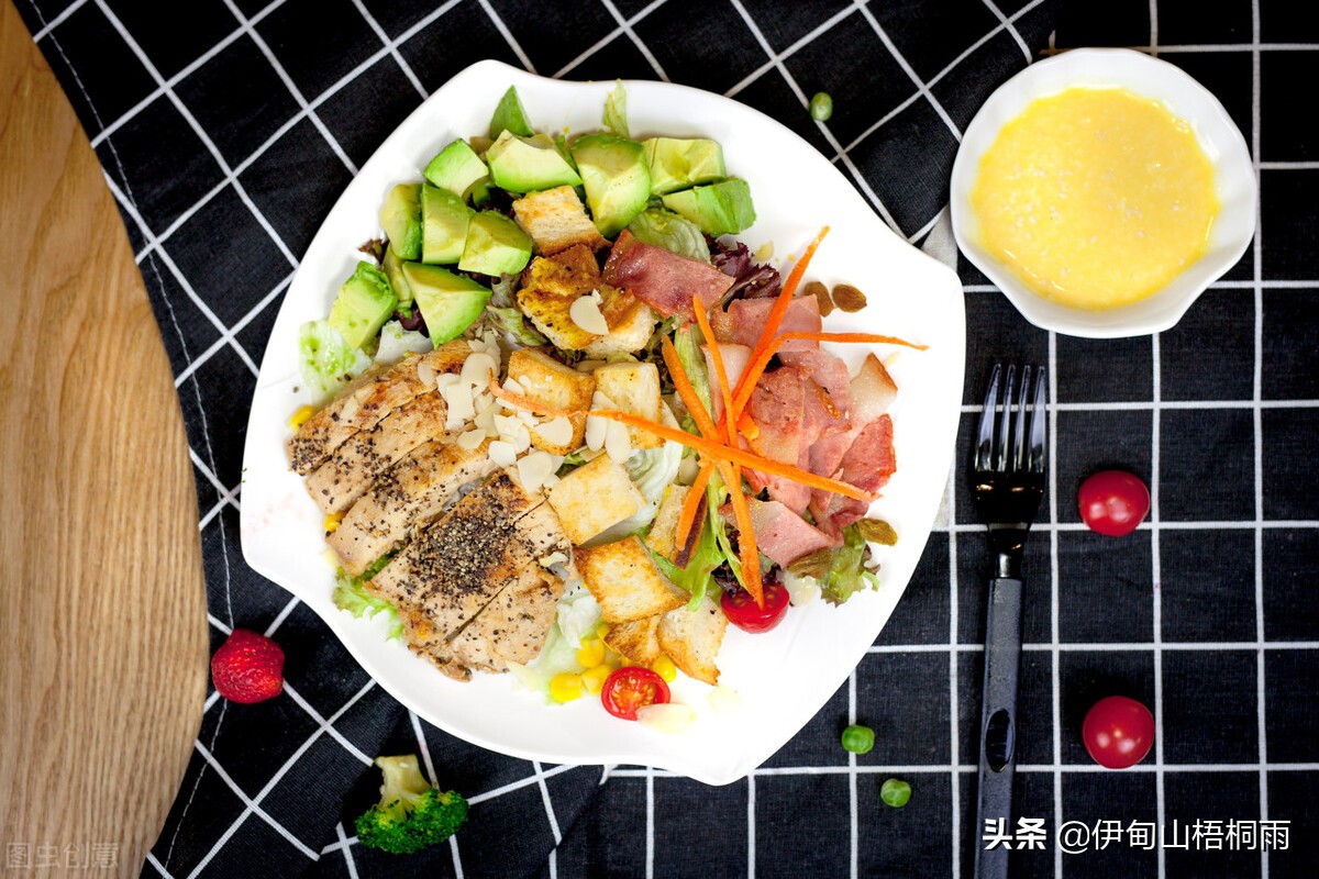 极简生活每月花费500元,极简生活是怎样攒钱的