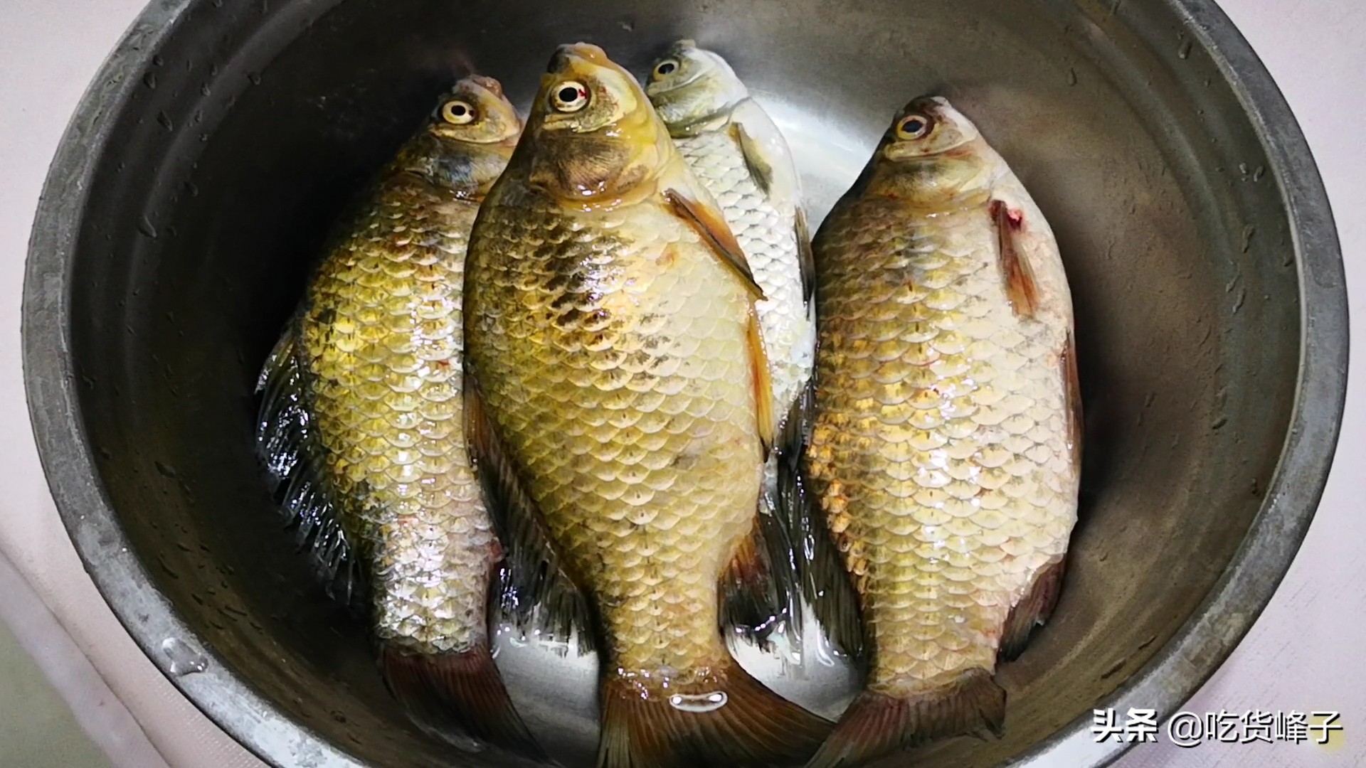 无论做什么鱼，炖时做好这几步，鱼肉不老不腥，美味多汁，太香了