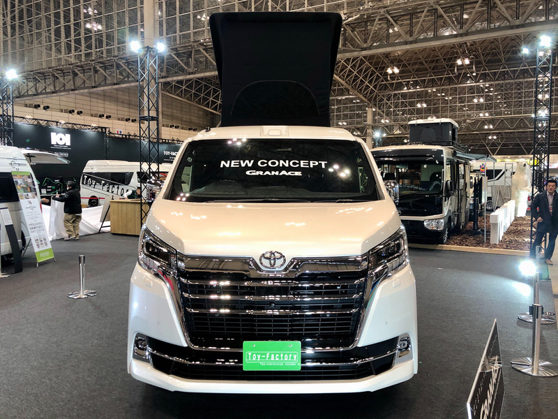 无厘头汽车丨丰田2020露营车:顶部开帐篷,有2楼的车?