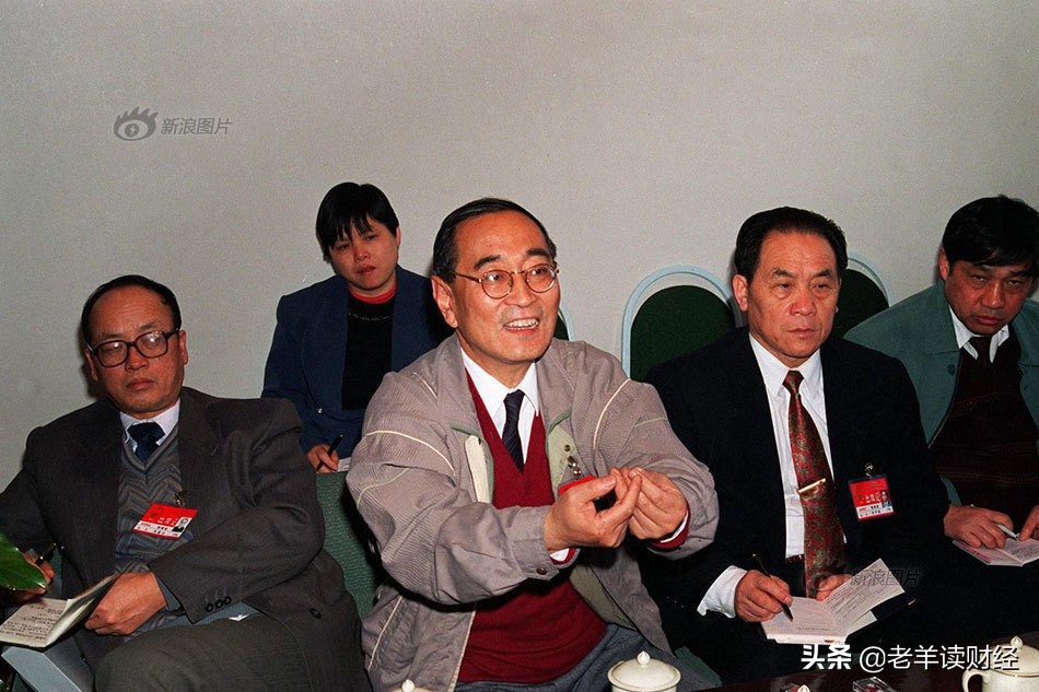 中国股市从巅峰到谷底,中国股市疯狂场景