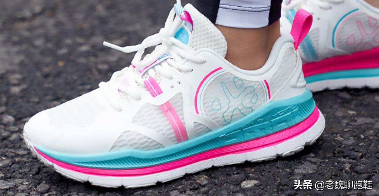 百元价格千元品质的跑鞋,百元左右的鞋子跑鞋