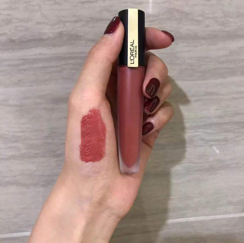 阿玛尼裸雾粉405试色,显嫩的阿玛尼色号