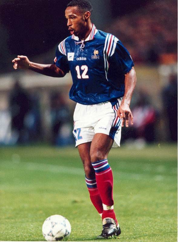 fifa足球手游排行榜,fifa足球手游胜率最高阵型