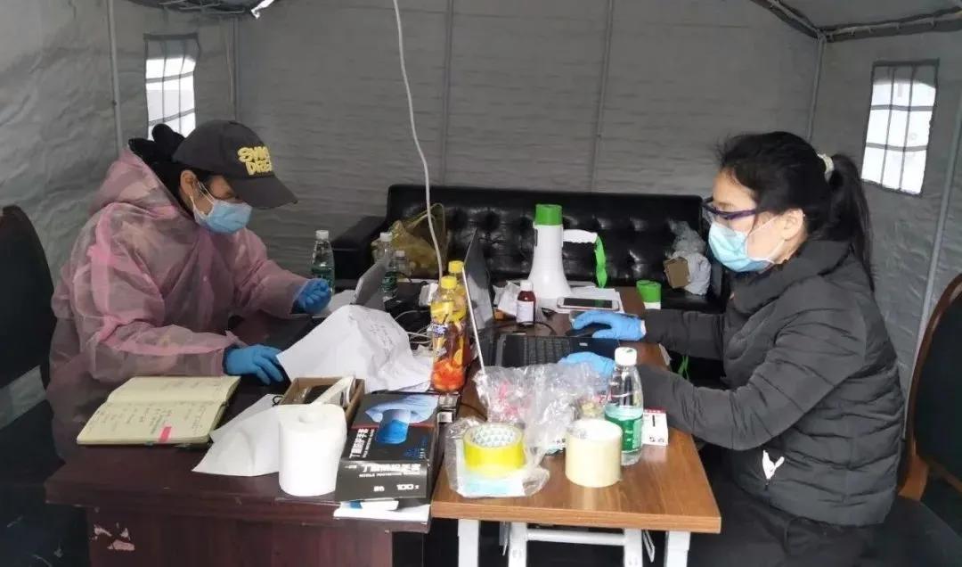 “白袍”法官,护你平安!|直通湖北