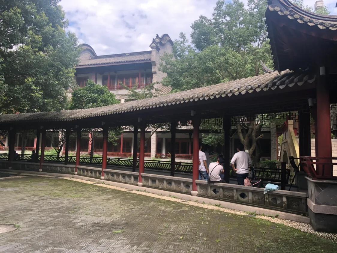 成都龙潭水乡景区介绍,龙潭水乡从繁华到冷清的原因