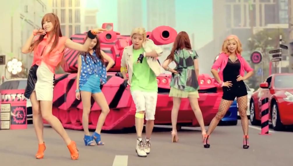 SM对待fx太狠了！“小卖部”搬迁，fx绝版CD被工作人员私卖