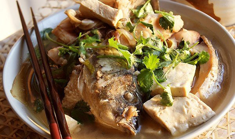 色香味俱全的家常炖鱼烹饪方式,正宗东北家常菜炖鱼的做法