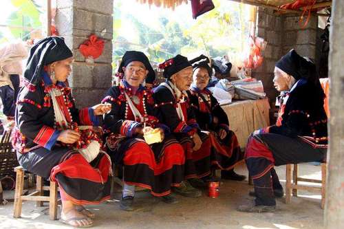 云南少数民族传统文化保护,四川和云南哪个少数民族多