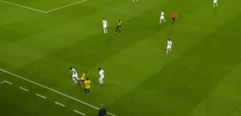 武磊和梅西谁更强,韩国梅西李升佑身价