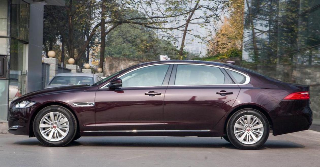 捷豹xflp250两驱精英运动版2022,捷豹中大型轿车试驾xfl