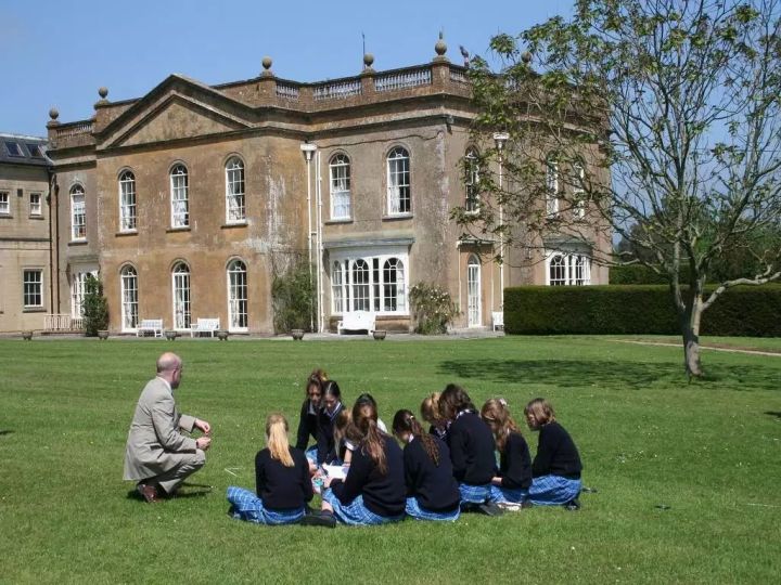 英国谢伯恩学校录取通知书,英国谢伯恩女子学校