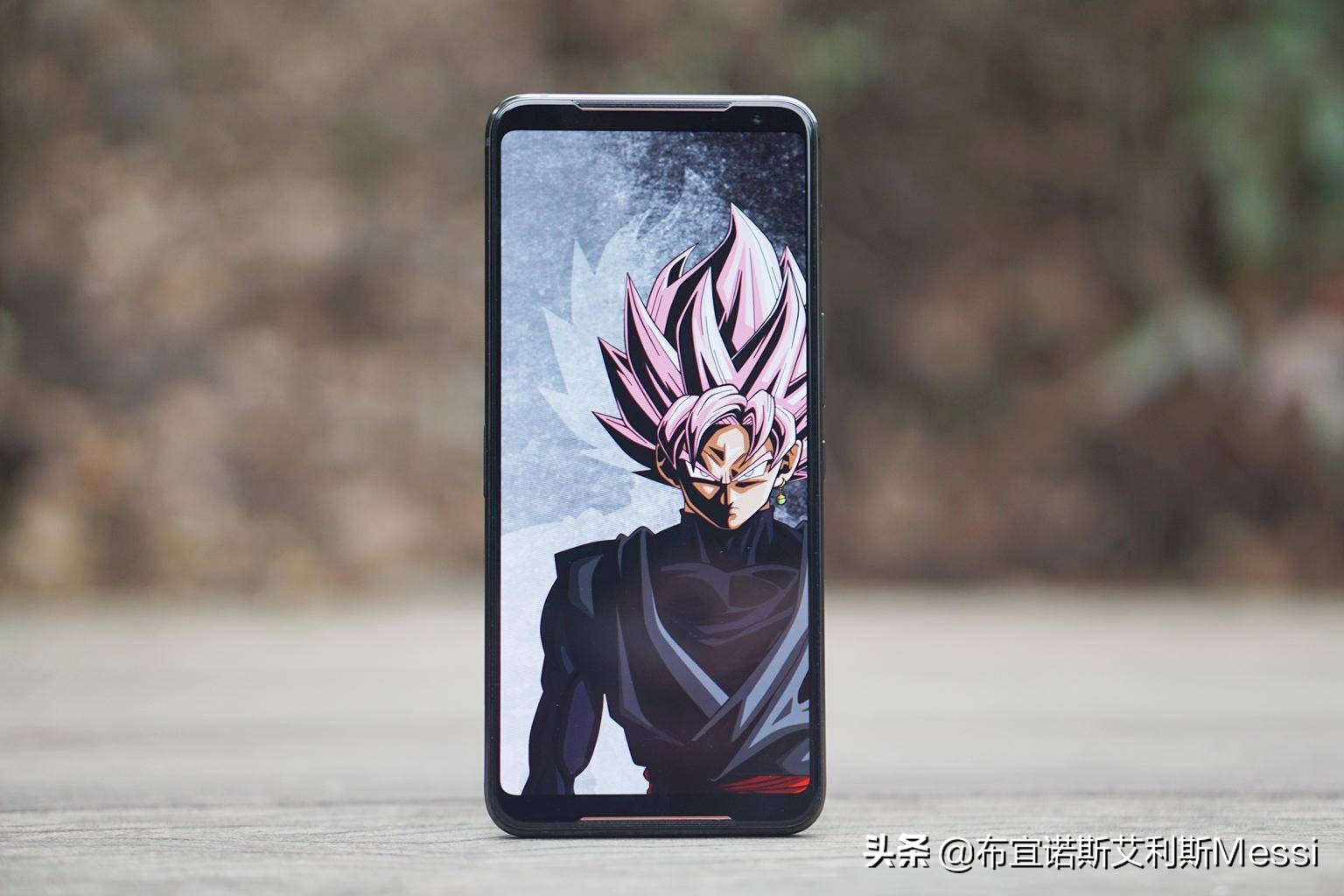 华硕rog2跑分,华硕rog2换屏