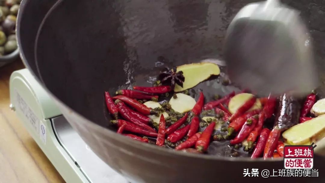 螺蛳粉的正确做法放什么好吃,螺蛳粉的正确做法推荐