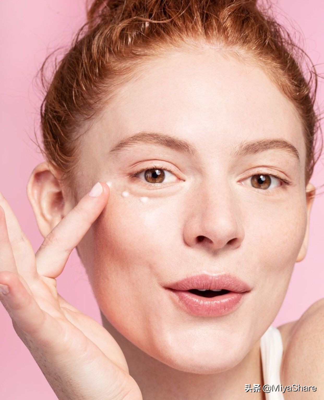 眼霜小棕瓶和兰蔻,用了怡丽丝尔眼霜眼纹更明显