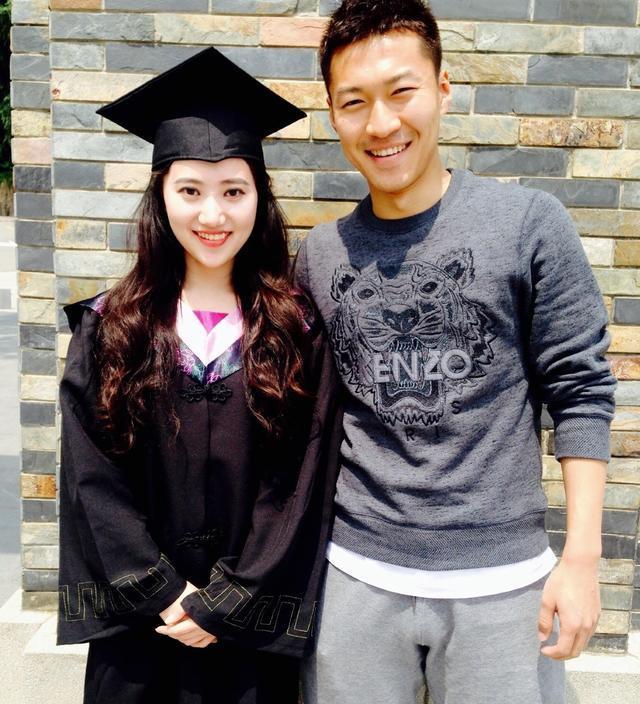 盘点中超现役球员最美五大妻子