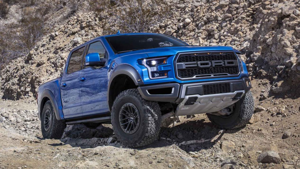 公羊ram1500trx和猛禽2022款对比,2021款道奇公羊trx和猛禽