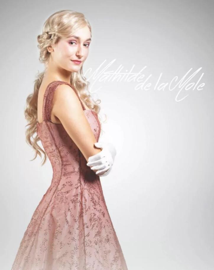 摇滚红与黑叮咚首演,摇滚红与黑最火版