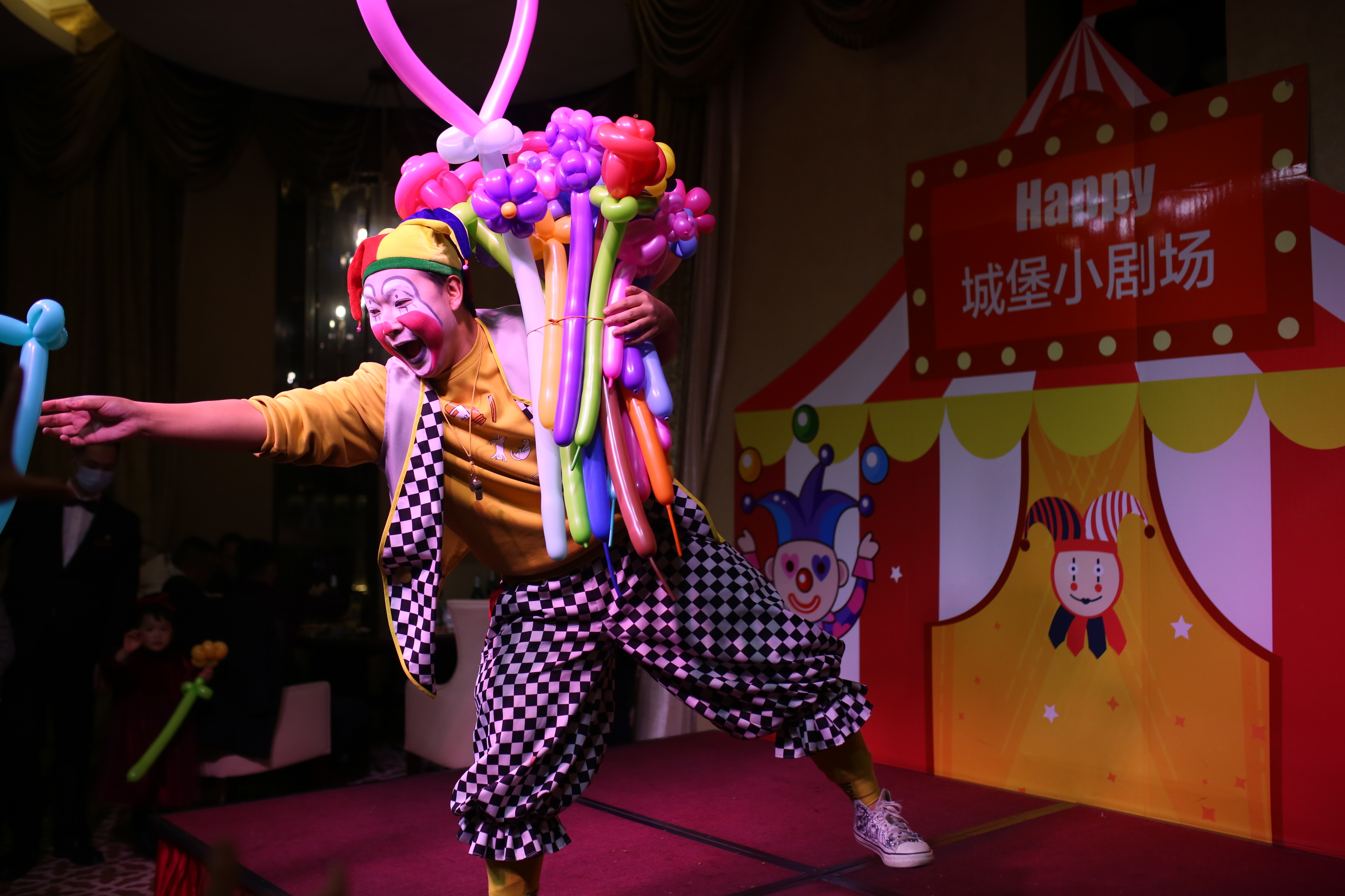 hellokitty乐园童话世界,浙江hellokitty乐园城堡酒店