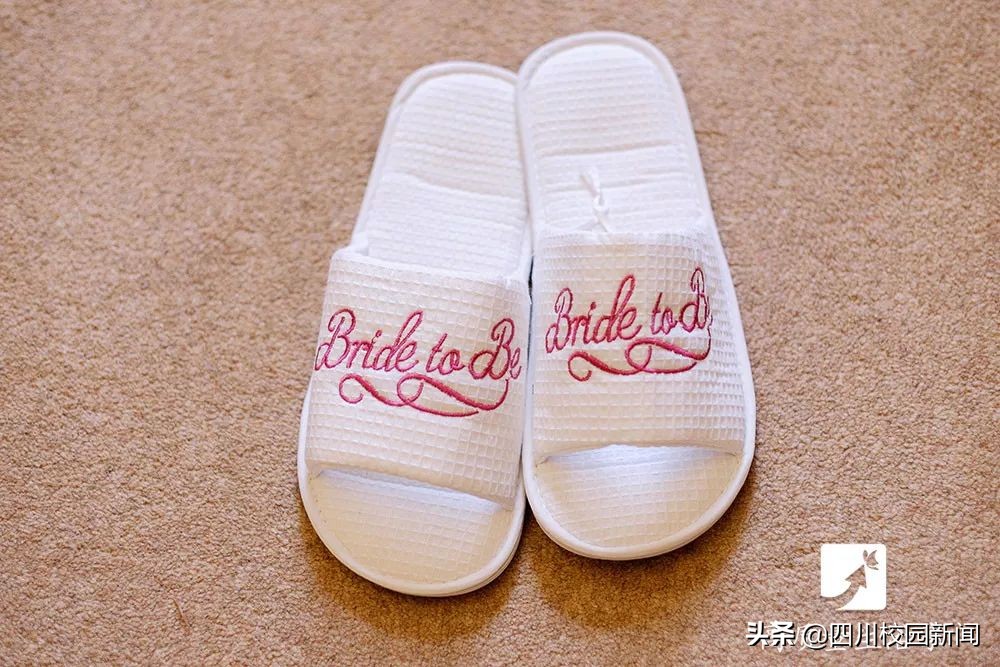 为什么住酒店要往马桶里倒壶开水,为什么住酒店时要烧开水倒马桶里